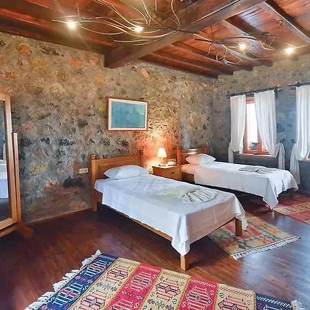 Villa Barbaros Evi *
