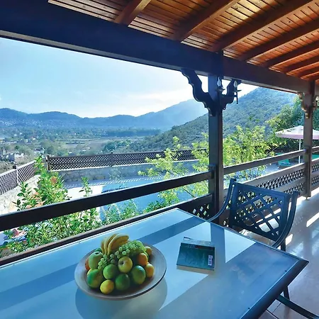 Villa Barbaros Evi *